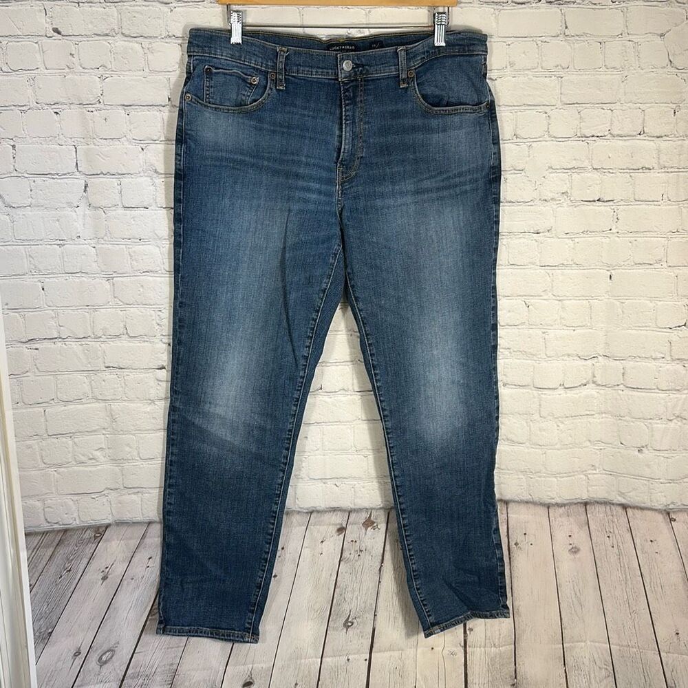 Lucky Brand Men’s Jeans, 221 Straight Jeans, Size 38x32 Men’s Lucky Brand Jeans